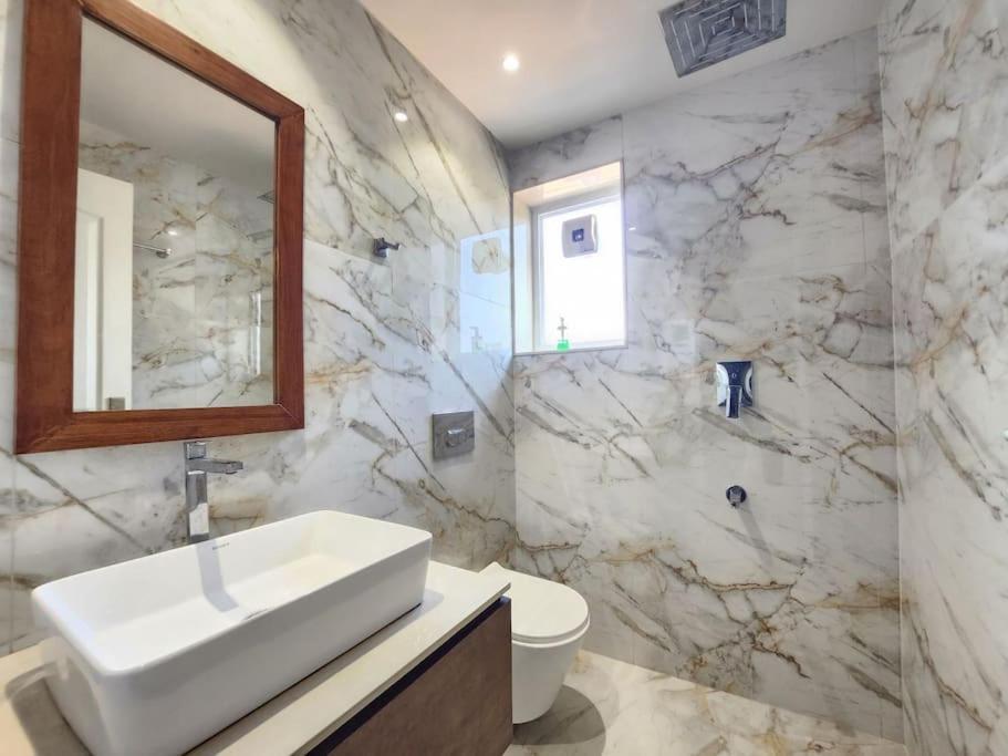 Gulzar 2Bhk Service Apartment, كانور المظهر الخارجي الصورة